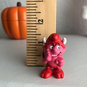 Totally smurfin' Devil smurf figurine Halloween